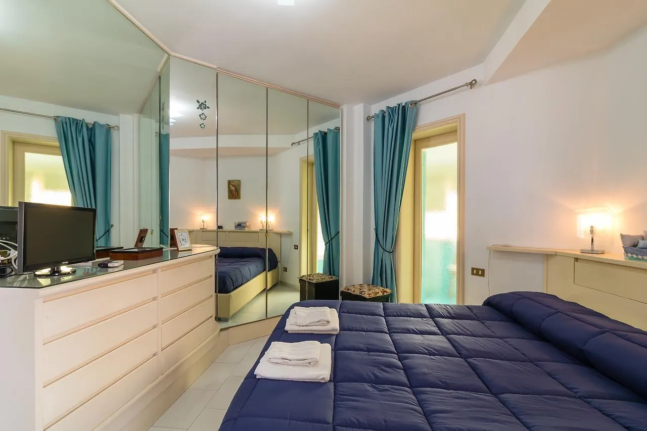 B. Caracciolo II - Bh 91 Apartment Naples