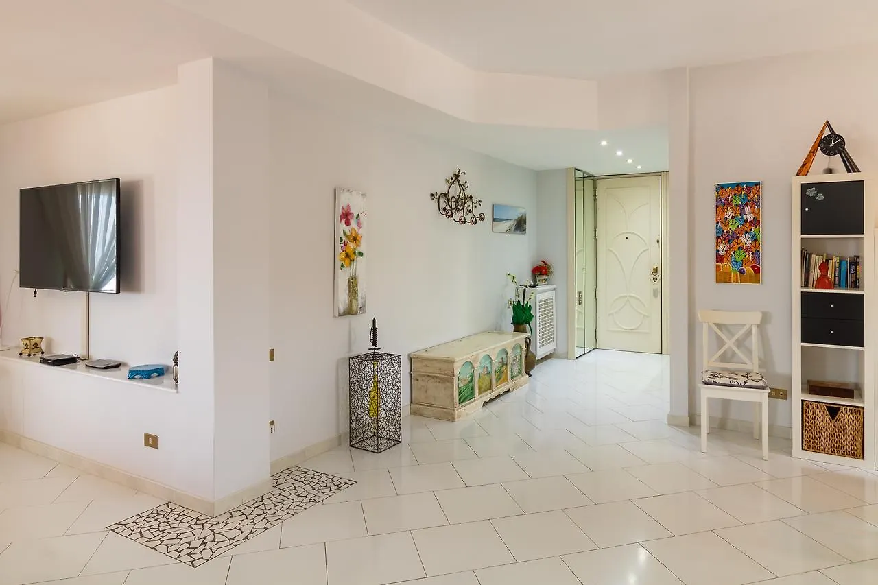 B. Caracciolo II - Bh 91 Apartment Naples
